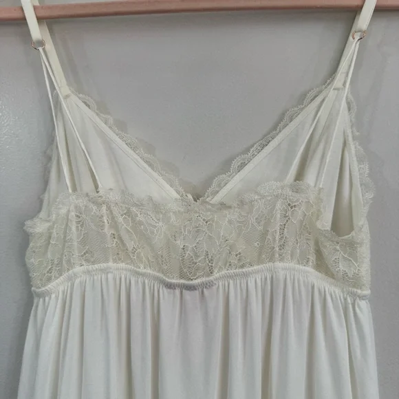 EBERJEY~ Mia Slip Chemise dress in Ivory Cream Size Medium - Picture 6 of 14